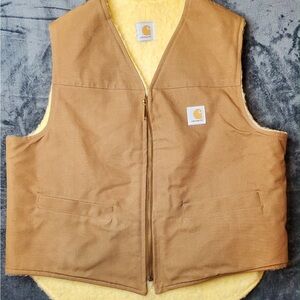 Vintage Carhartt Sherpa
Lined Brown Duck Vest